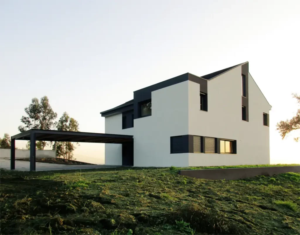 Casa eficiente - Proteções solares exteriores com domótica