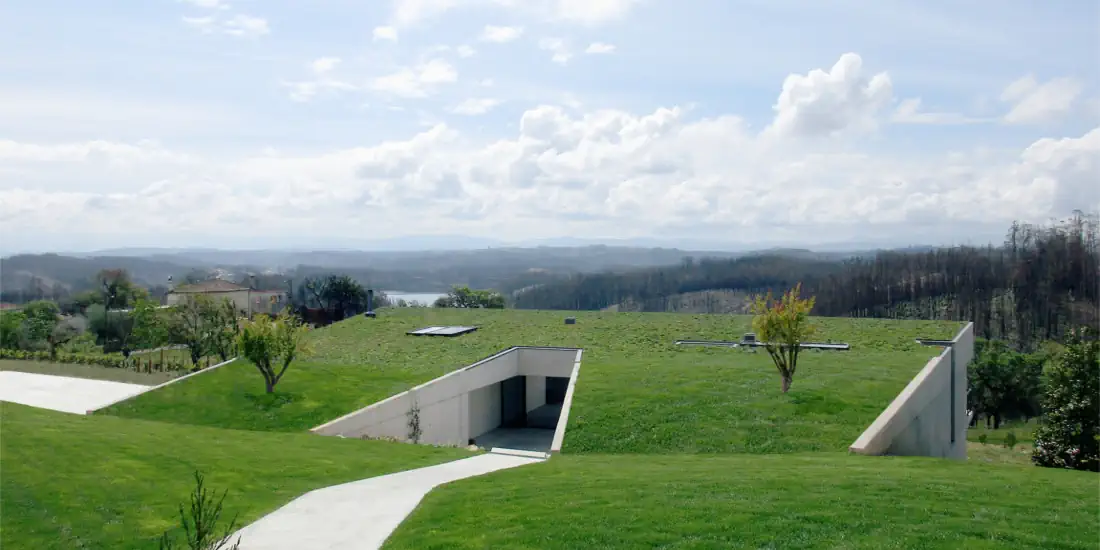 Casa em betão à vista em Mortágua